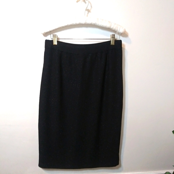 Vintage 80-90s Quiet Luxury Black/Silver Sparkly Santana Knit Style Pencil Skirt - Picture 3 of 5